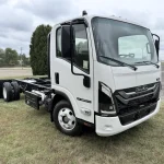 Light-duty-Isuzu-NPR-truck-seen-from-the-side