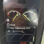 pantalla tablero volvo con advertencia sistema adblue